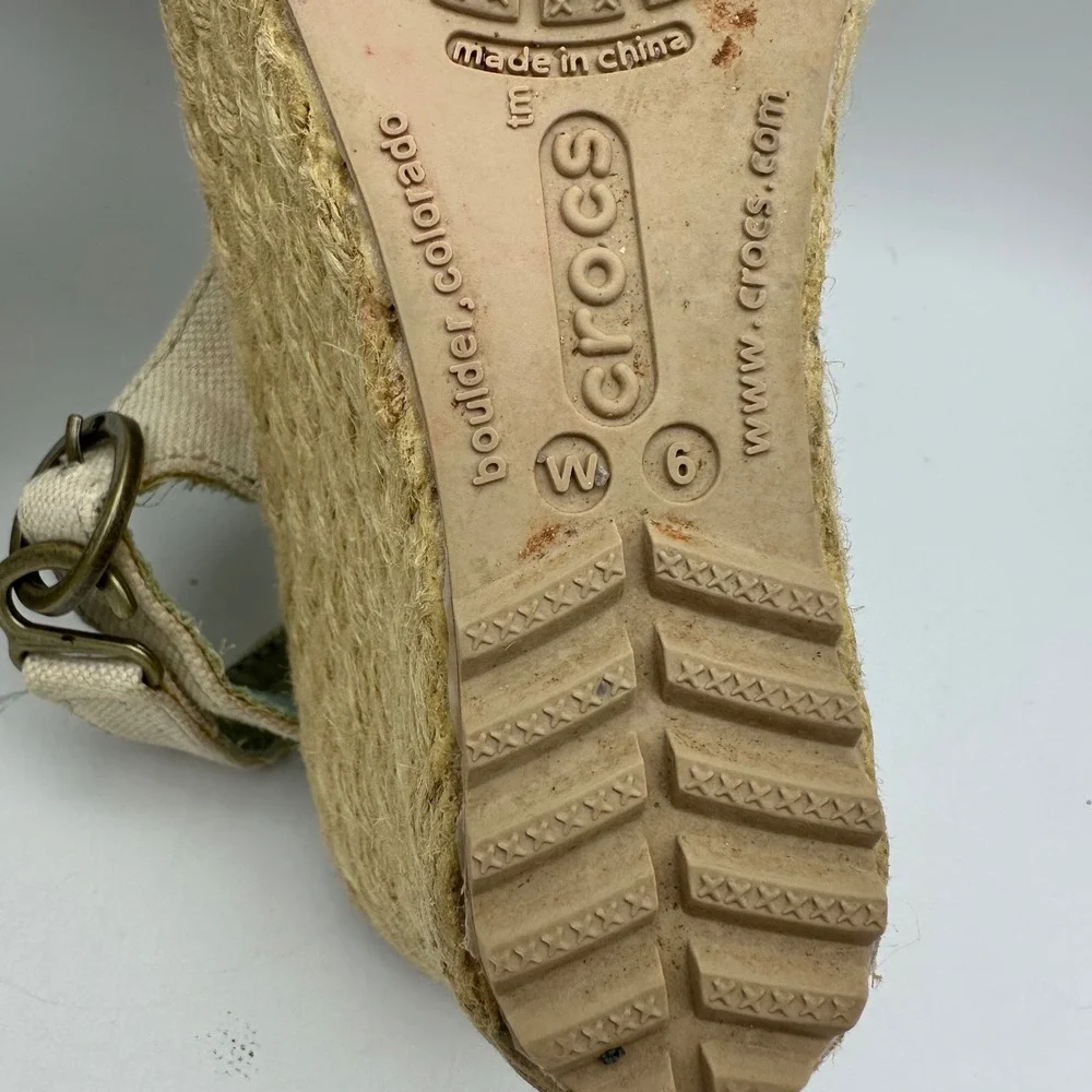 Crocs Leigh Wedge Sandals Women Size 6 Oatmeal Canvas‎ Espadrille Slingback